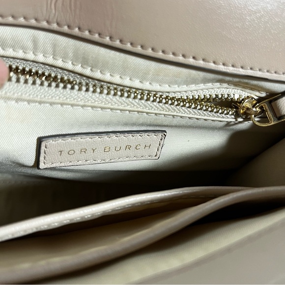 TORY BURCH SAVANNAH CONVERTIBLE SHOULDER BAG BEIGE - Picture 7 of 13